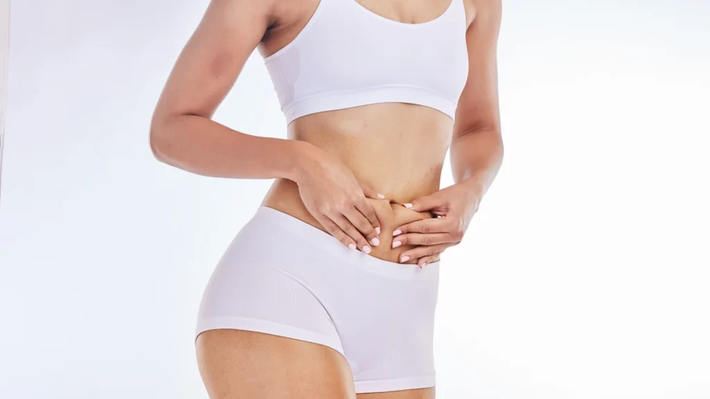 Karın germe ameliyatı sonrası göbek deliği